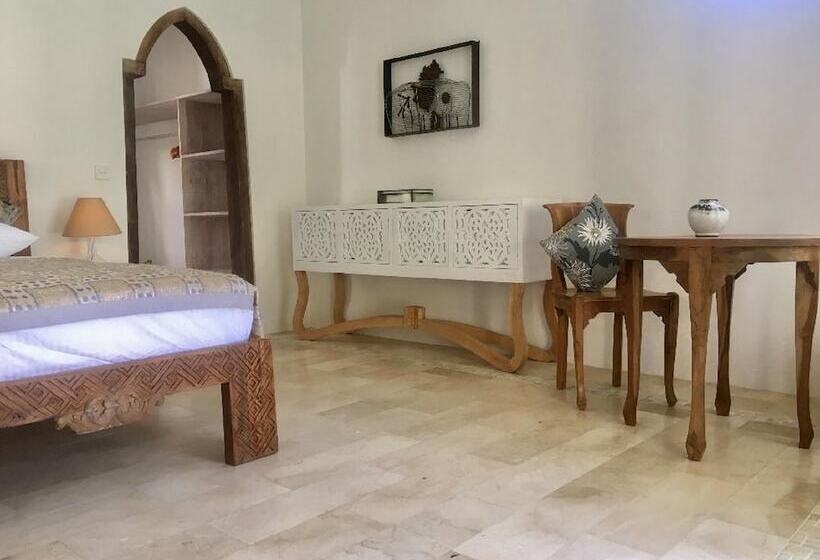 اتاق سوپریور با چشم‌انداز کوهستان, Sun Suko Boutique Resort
