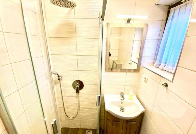 Номер Стандарт Трехместный, See Vendégház   Siófok
