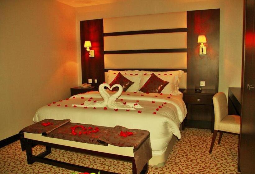 스위트 킹사이즈 침대, Verta Hotel Qouraish
