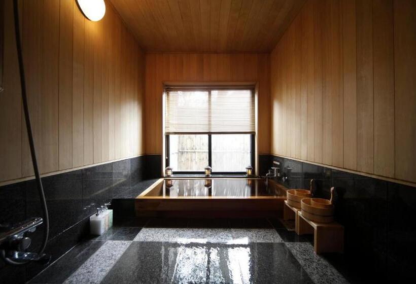 סוויטה דלוקס, Auberge Suzukane