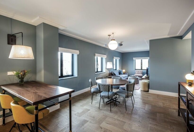 2 Bedroom Apartment, The July   Twenty Eight
