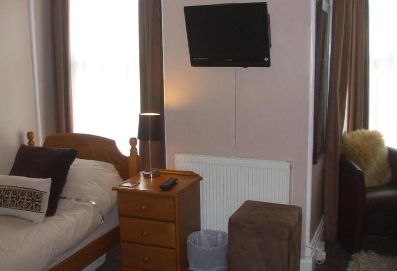 Номер Стандарт, Chiverton House Guest Accommodation