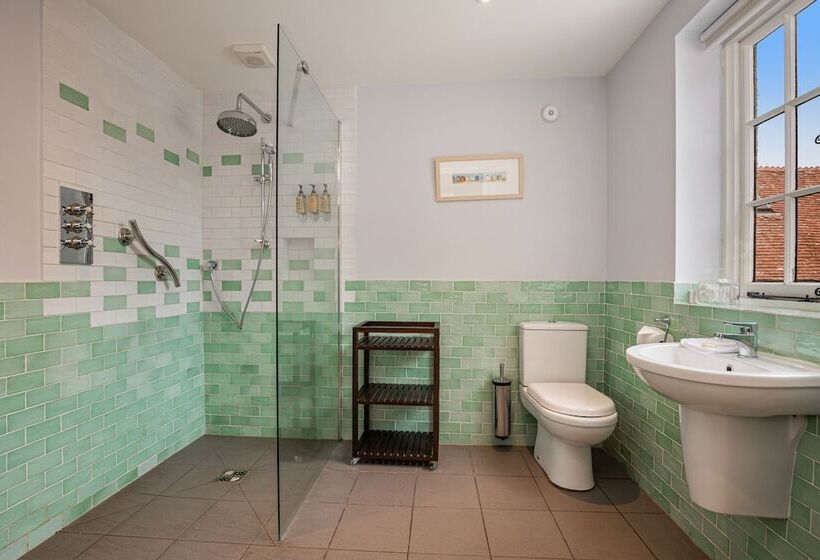 Классический Номер, Castle Of Comfort Hotel & Restaurant
