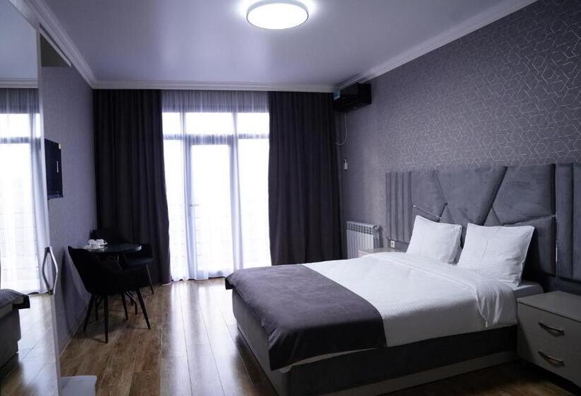 اتاق لوکس با بالکن, Mini Hotel Ocean