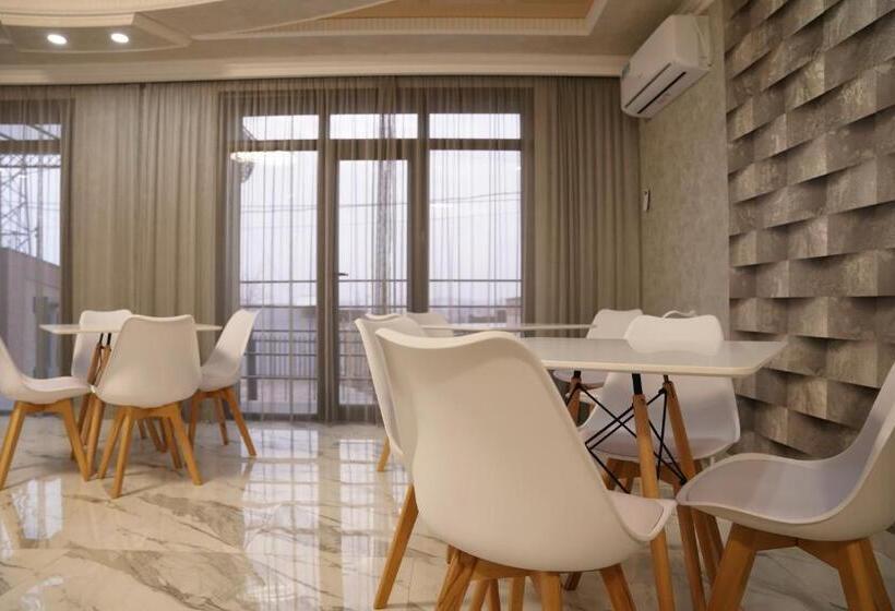 اتاق کلاسیک سه تخته, Mini Hotel Ocean