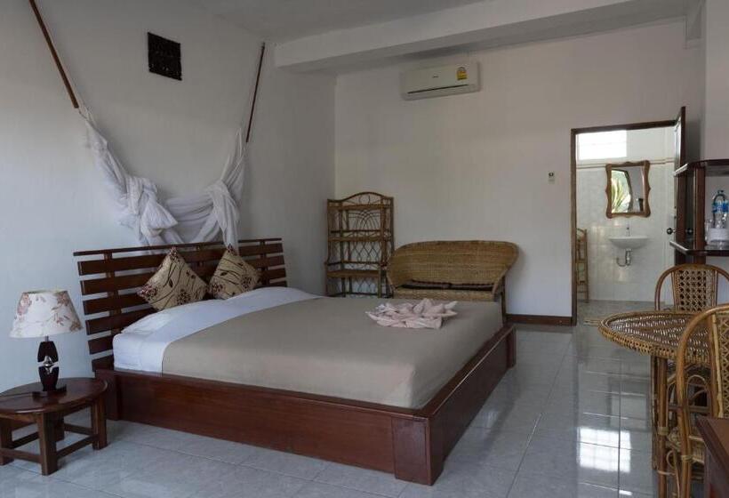 Номер Стандарт с Балконом, Baba Guesthouse