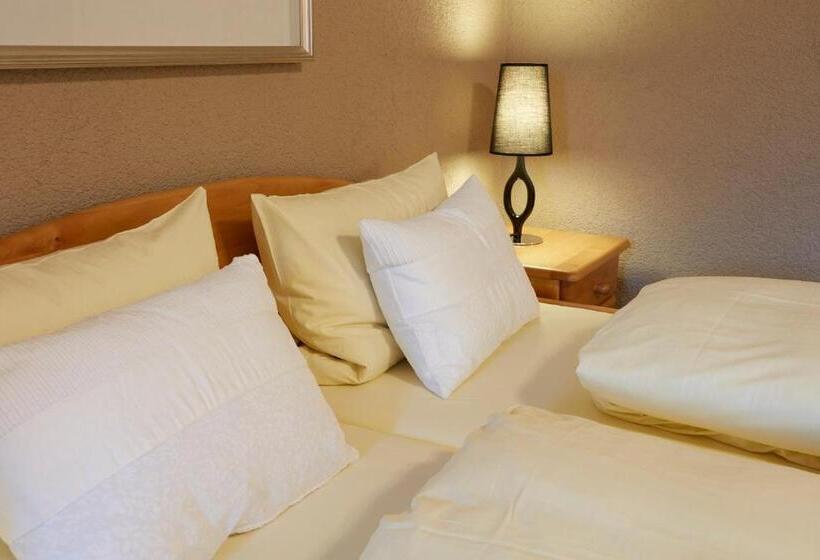 Номер Deluxe, Fränkischer Hof
