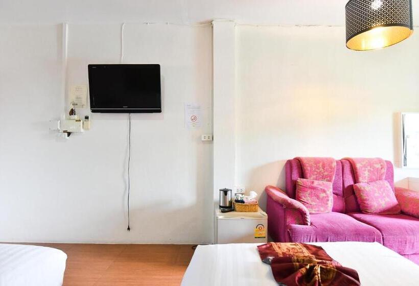 Трехместный Номер Superior, P.u. Inn Resort