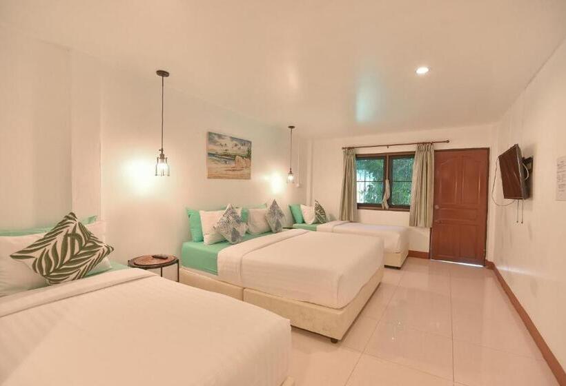 اتاق سوپریور خانوادگی, P.u. Inn Resort
