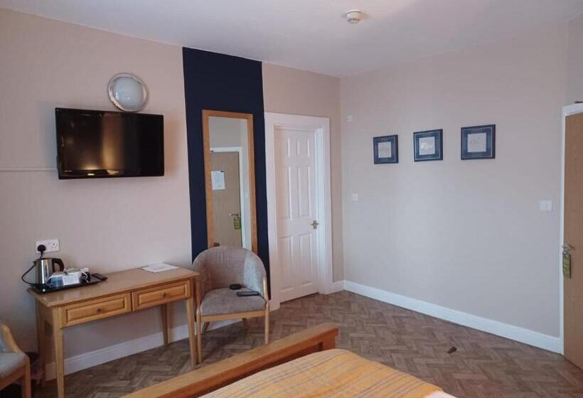 Номер Economy, The Renishaw Rooms