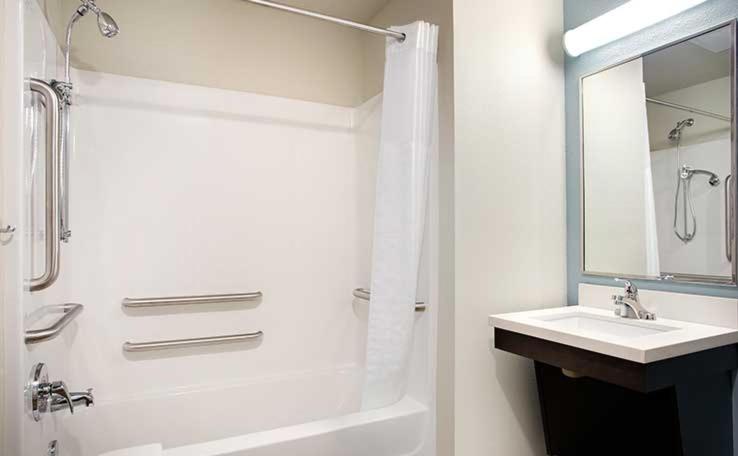 장애인을 위한 스탠다드 룸, Woodspring Suites Baltimore White Marsh  Nottingham