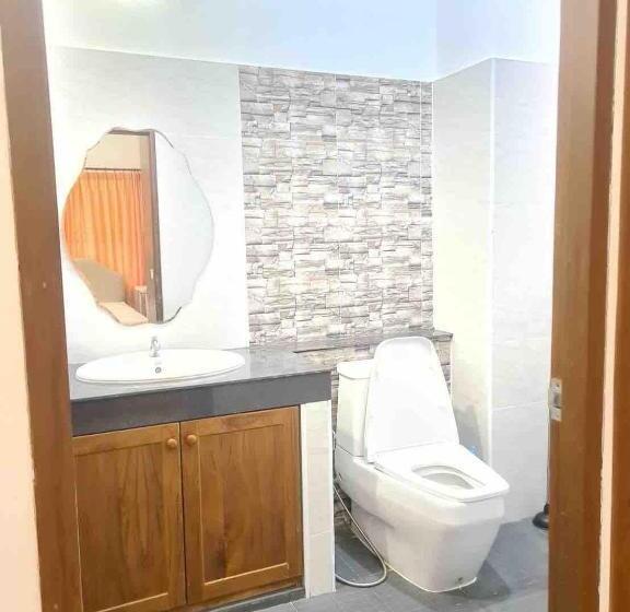 Семейный Номер, Poo Villa Rawai