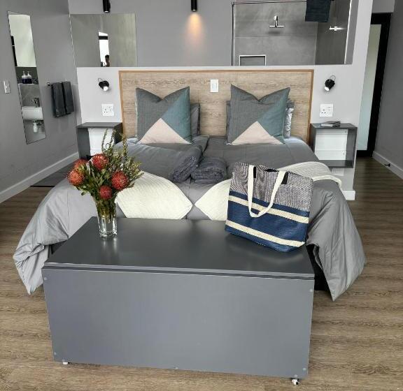 غرفة ديلوكس سرير كينج, Die Uitzicht Guesthouse   Knysna