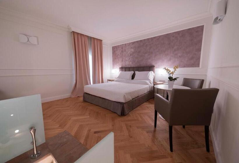 Номер Deluxe, Palazzo Franceschini