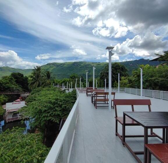 Номер Стандарт Вид на Горы, Baan Apa Erawan Resort