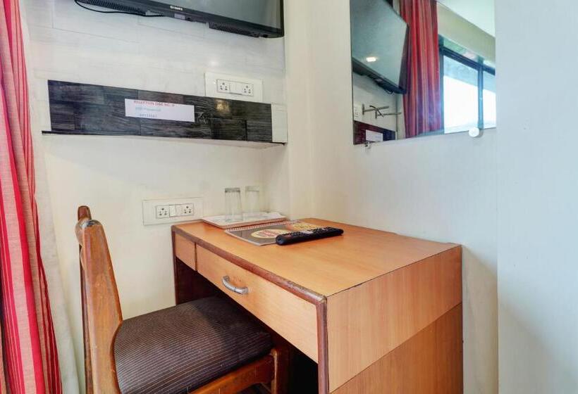 Номер Deluxe, New Sarovar Grand