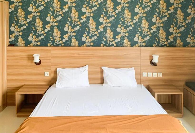 Номер Deluxe, Deluma Hotel Syariah Redpartner