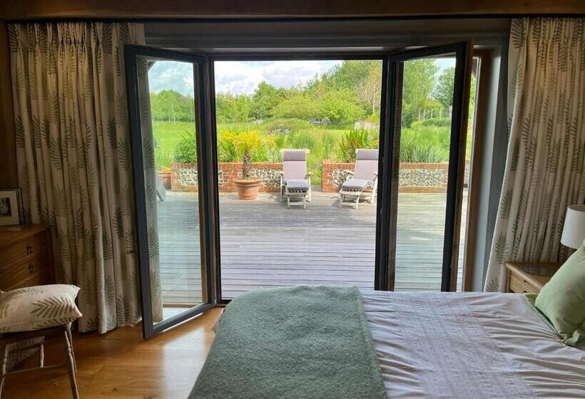 Номер Стандарт Вид на Сад, Orchard Dene