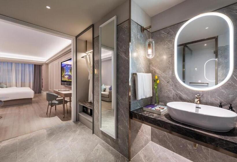 Люкс, Mercure Shijiazhuang People Square
