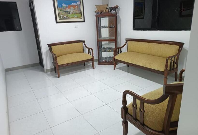 Номер Стандарт, Habitación En Casa De Campo