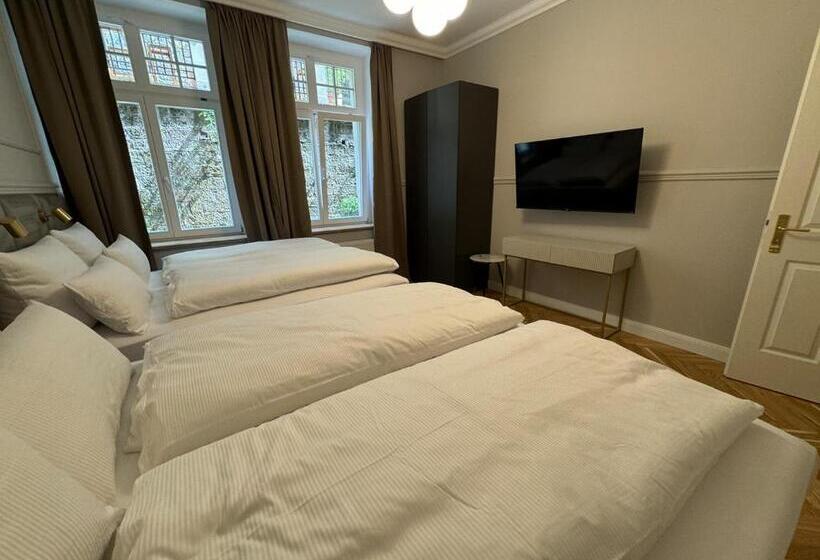 Апартаменты 4 Спальни, Residenz Hugo