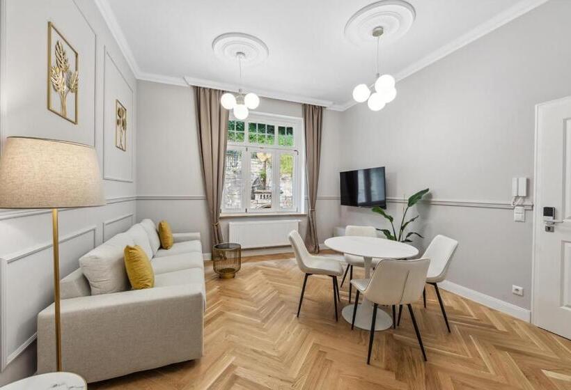 Апартаменты Deluxe 2 Спальни, Residenz Hugo