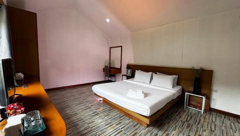 패밀리 룸 산 전망, Coco Mountain View Guest House