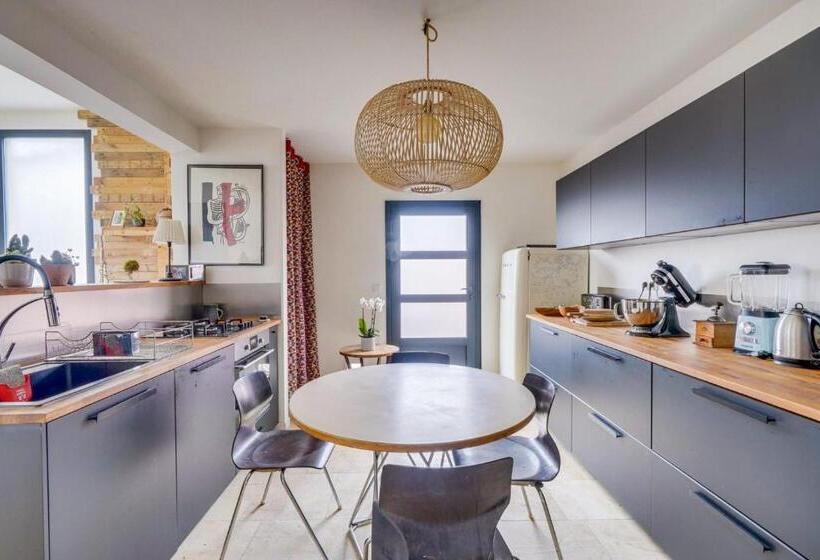 Дом 1 Спальня, Lovely House Bordeaux Bègles