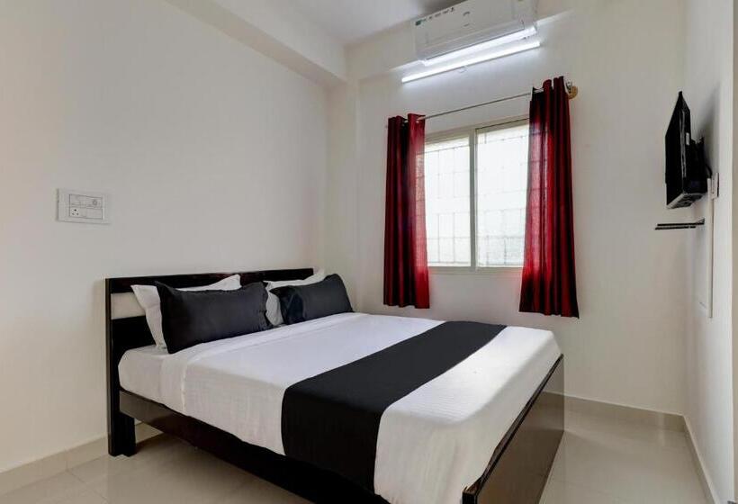 Habitació Triple Clàssica, O Sri Sai Guru Comfort