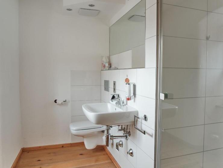 Номер Стандарт, Turmhotel Zum Erasmus