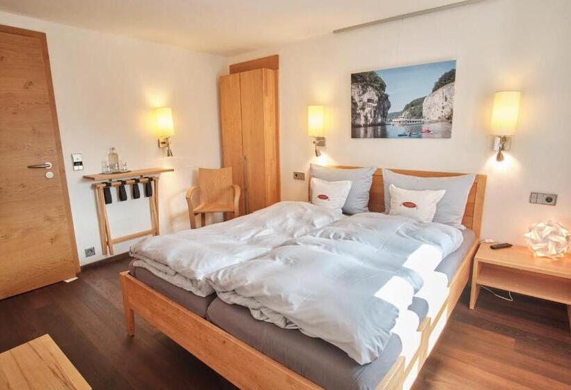 Номер Стандарт, Turmhotel Zum Erasmus
