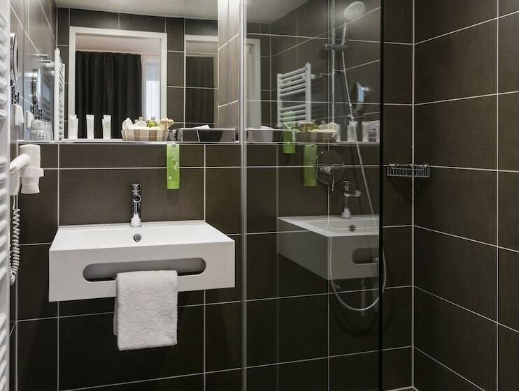 家庭间, Jufa Hotel Hamburg Hafencity