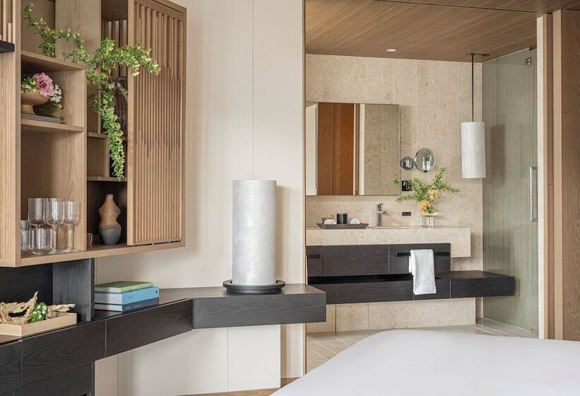 Номер Премиум, Four Seasons Hotel Osaka