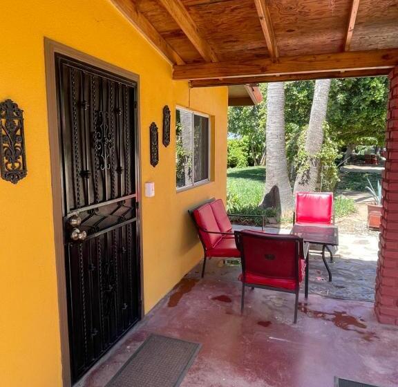 ویلای استاندارد با چشم‌انداز باغ, Rancho El Campanario En La Ruta Del Vino