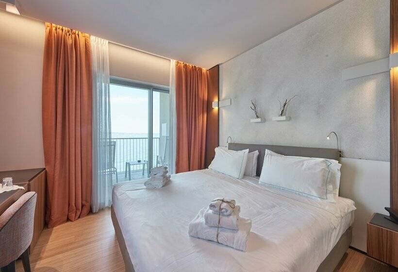 Полулюкс Вид на Озеро, Ocelle Thermae&spa