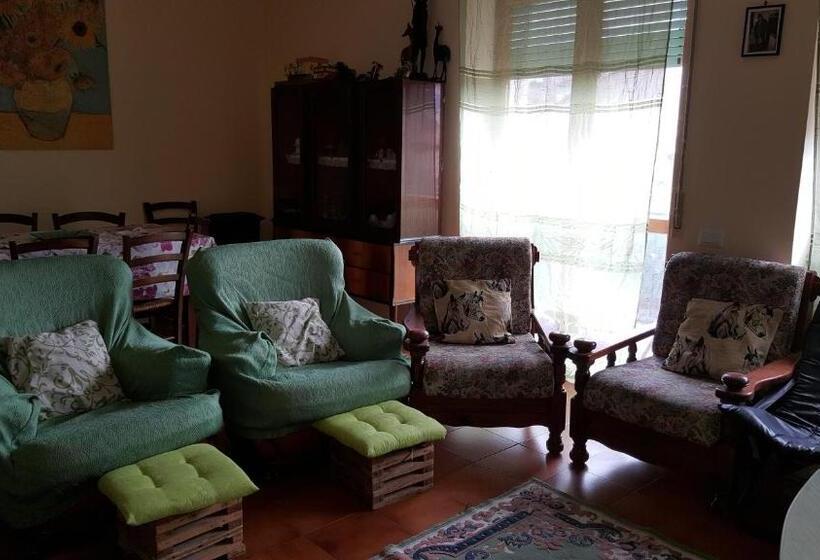 Четырехместный Номер Стандарт с Балконом, B&b Le Mille E Una Notte