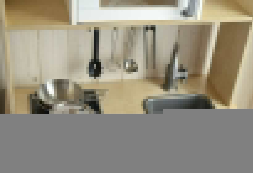 اتاق لوکس, Butterfly Family B&b