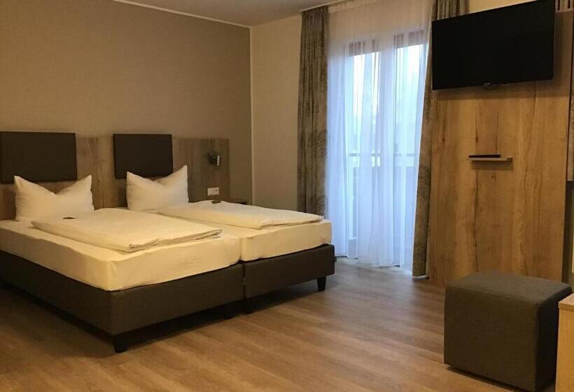 חדר משפחתי, Gasthof Hotel Esterer
