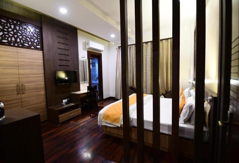 标准间, Jataka Inn