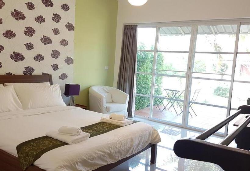 اتاق استاندارد با چشمانداز باغ, The Hillside Pranburi Resort