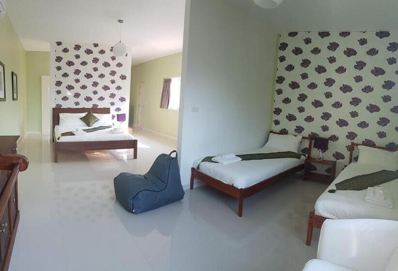 패밀리 룸 산 전망, The Hillside Pranburi Resort