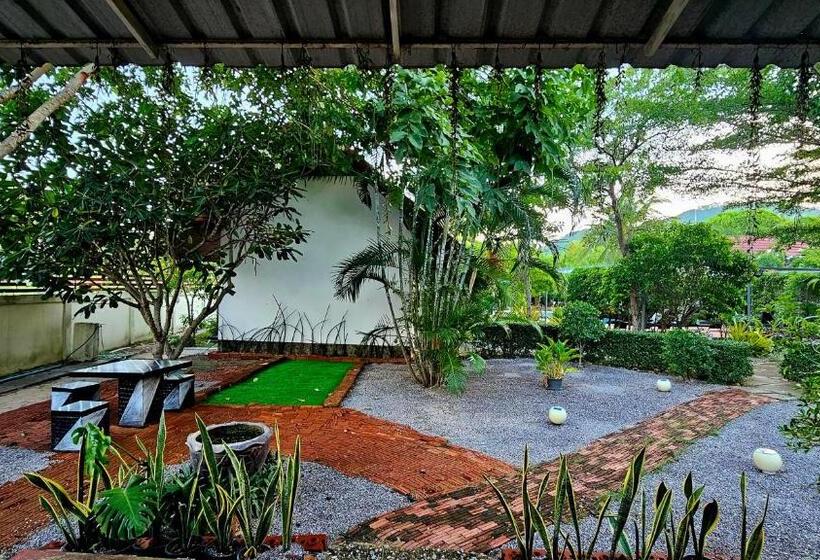 带花园景观的标准洋房, The Hillside Pranburi Resort