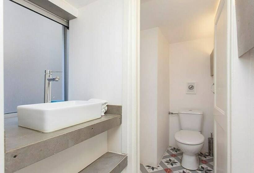 غرفة قياسية, 5 Sins Chiado Hostel