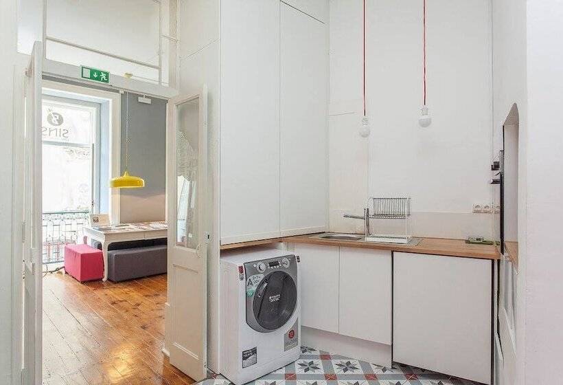غرفة قياسية حمام مشترك, 5 Sins Chiado Hostel