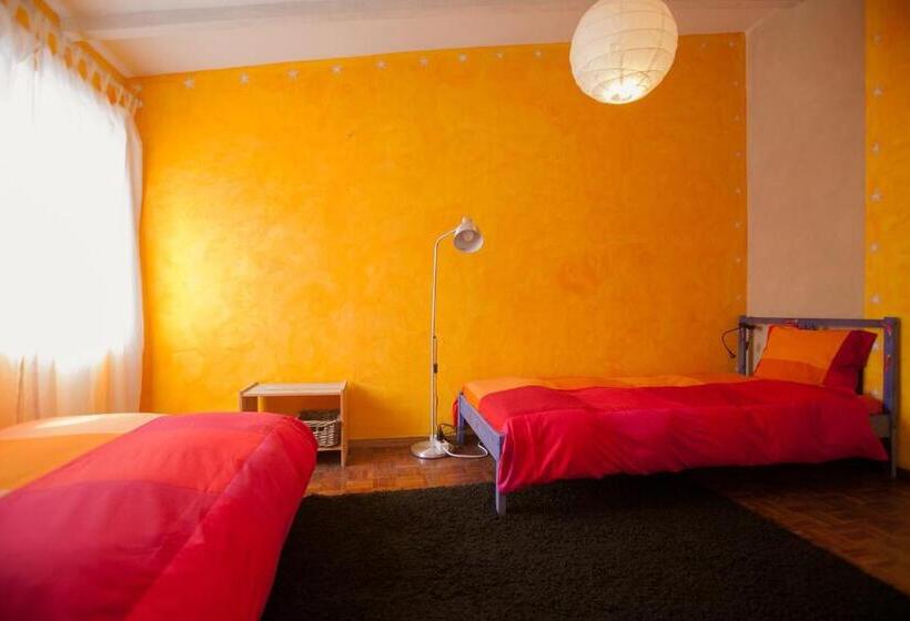 Номер Стандарт, Ericeira Surf Camp
