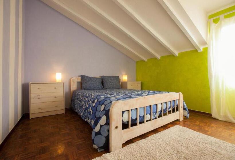 Номер Basic, Ericeira Surf Camp