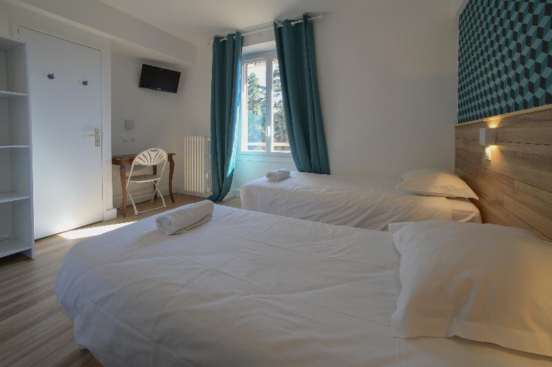 Номер Стандарт, Cit Hôtel La Résidence