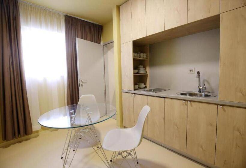 디럭스 스튜디오, Kai Boutique Studio & Rooms