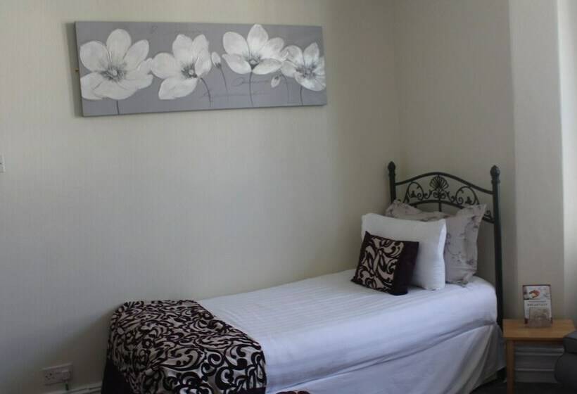 Camera Quadrupla Deluxe, The Heidi Bed & Breakfast