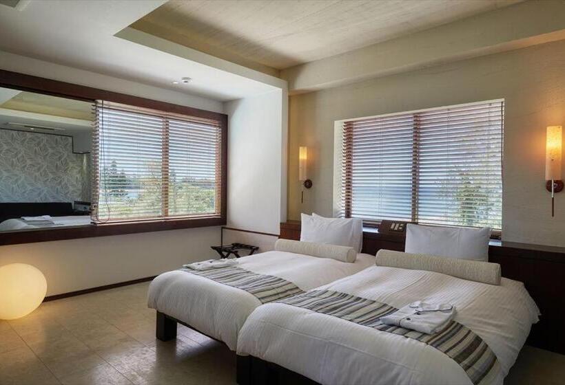 اتاق لوکس با چشم‌انداز دریا, La Casa Panacea Okinawa Resort